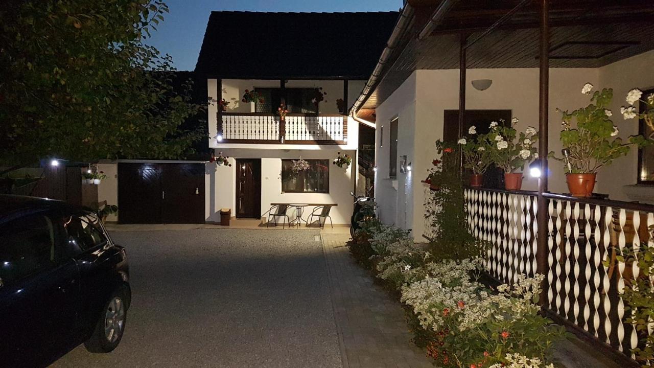 索瓦塔Casa Sallai公寓 外观 照片